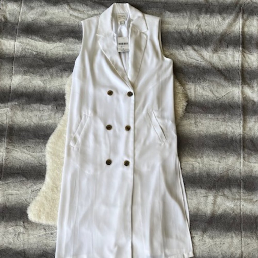 Forever 21 Double Breasted White Button Up Long Career Vest